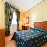 Ξενοδοχείο Hermitage 4*