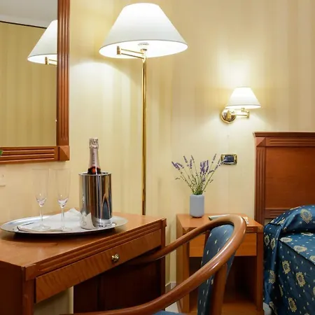 Hermitage Hotel 4*