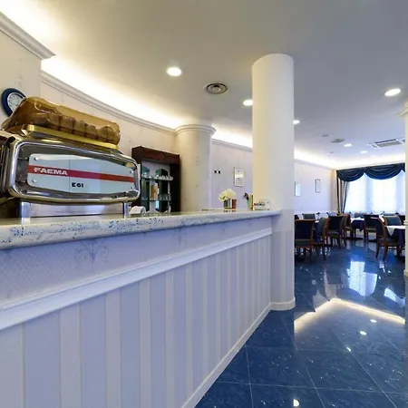 Hotel Hermitage 4*