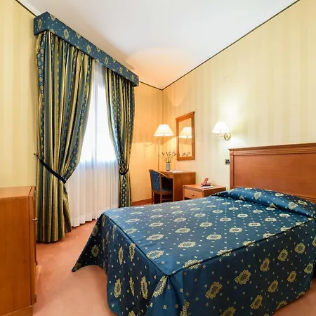Hotel Hermitage 4*