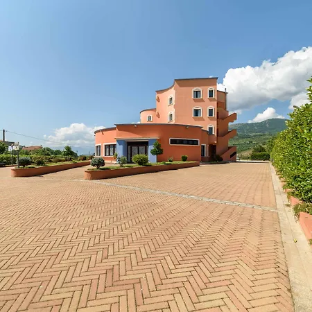 赫米蒂奇酒店 酒店 4*