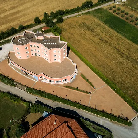 赫米蒂奇酒店 4* 宝拉