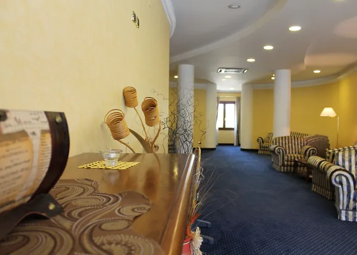 赫米蒂奇酒店 宝拉